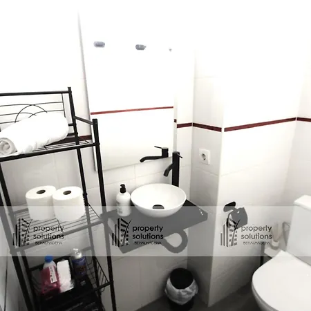 Apartament 714 Iris - Vista Al Mar - Cerca De Tren, Restaurantes, Tiendas - Playa A 10 Min Caminando *